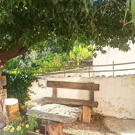 Windy Place Fourfouras Exterior photo